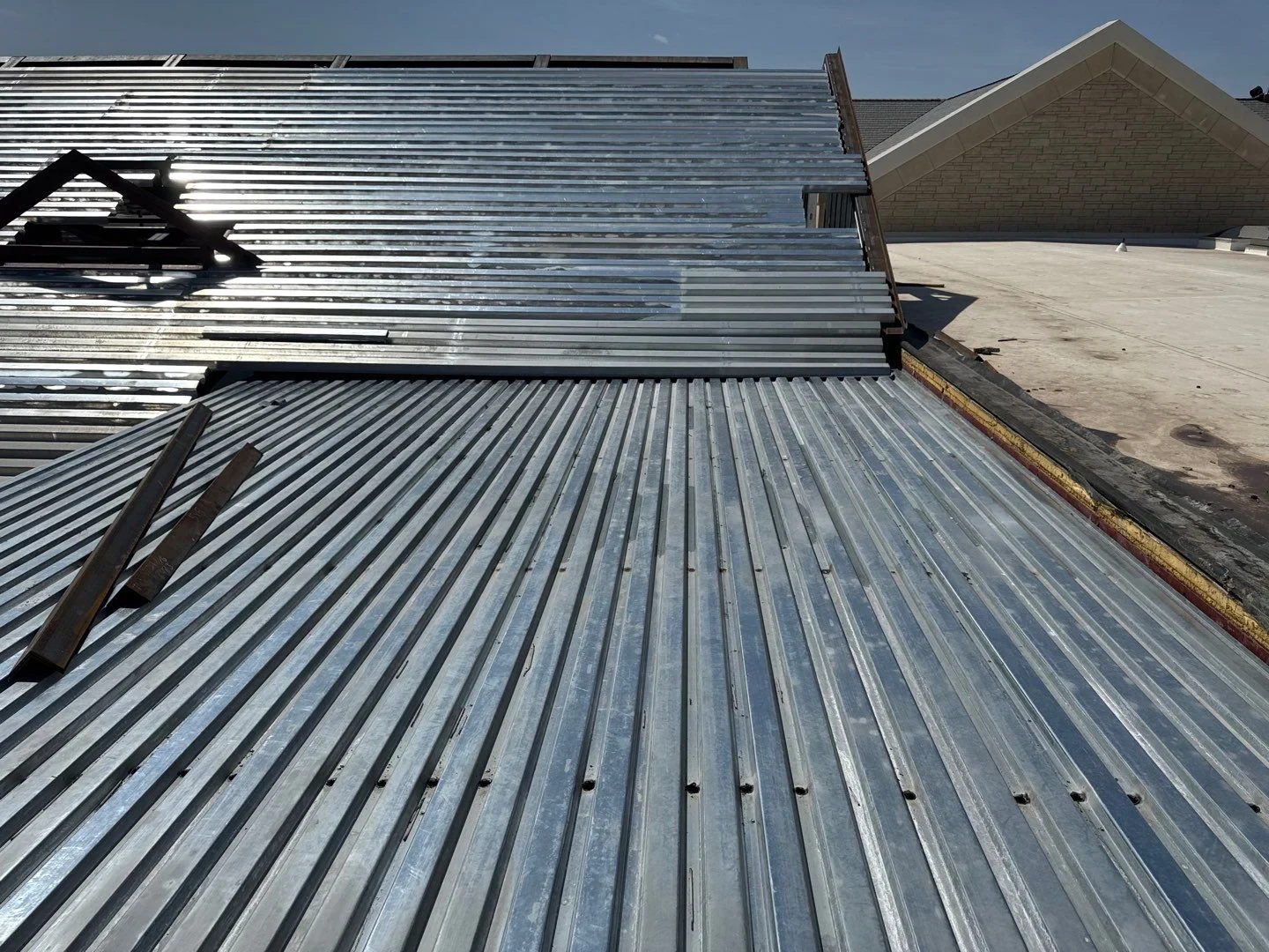 Distribution Center Roofing in Lake Charles, LA commercial roofing details